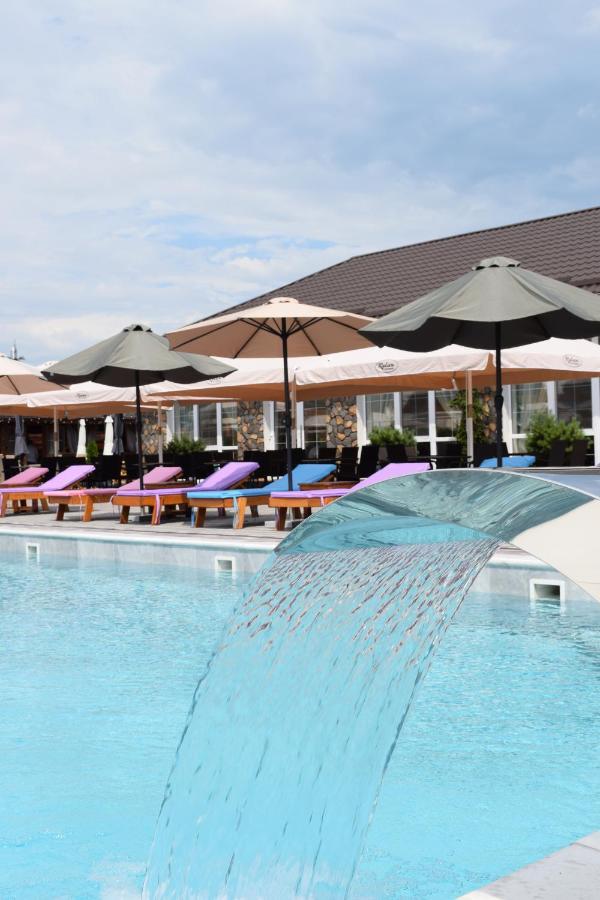 Relax Complex Hotel Boryspil Luaran gambar